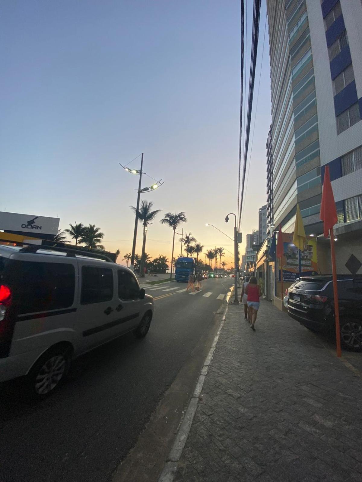 Apartamento Kitnet Pe Na Areia Praia Ocian Praia Grande  Exterior photo
